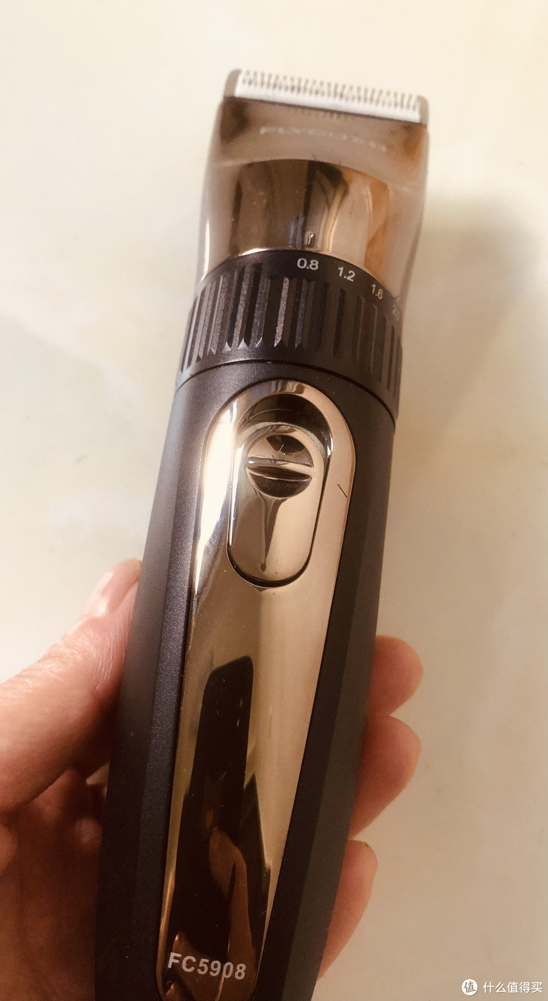 飞科理发器，家里实用的小家电！